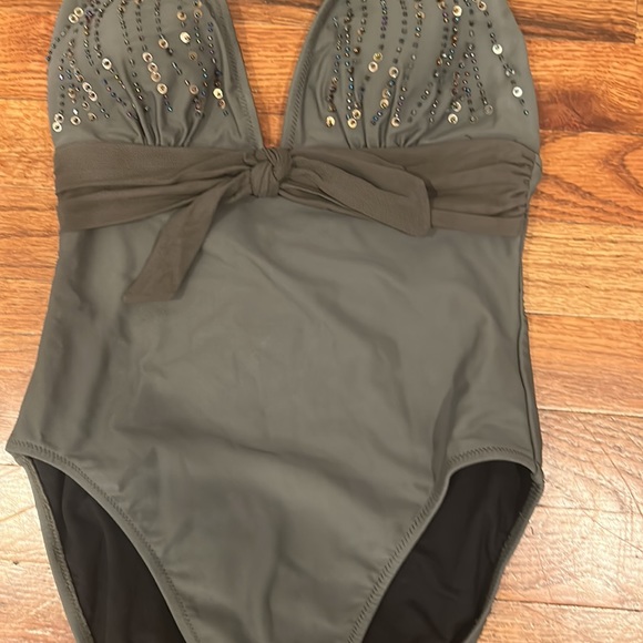 New! Profile by gottex one piece in perfect condition - Picture 5 of 11